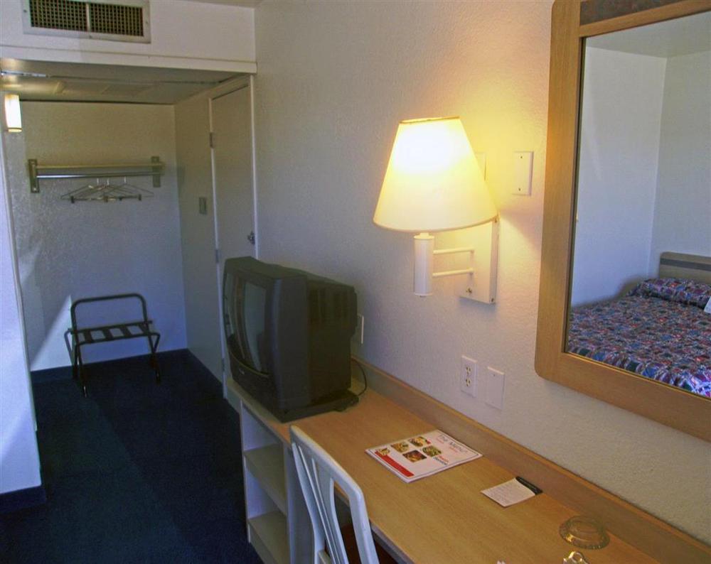 Motel 6-Pueblo, Co - I-25 Amenities foto